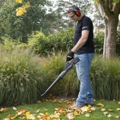 Powerplus - POWEBLBS3 - Souffleur De Feuilles - 18V - Avec Batterie 18V 1,5 Ah Et Chargeur 12 Powerplus - POWEBLBS3 - Souffleur De Feuilles - 18V - Avec Batterie 18V 1,5 Ah Et Chargeur -Outils de jardinage professionnels 1200x1200 1566