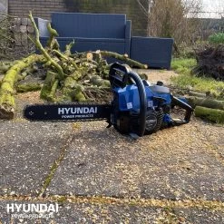 Tronçonneuse Hyundai 38cc - Moteur Essence 2 Temps à Démarrage Facile - Longueur D'épée 35 Cm - Avec Chaîne Supplémentaire Et Sac De Rangement -Outils de jardinage professionnels 1200x1200 252