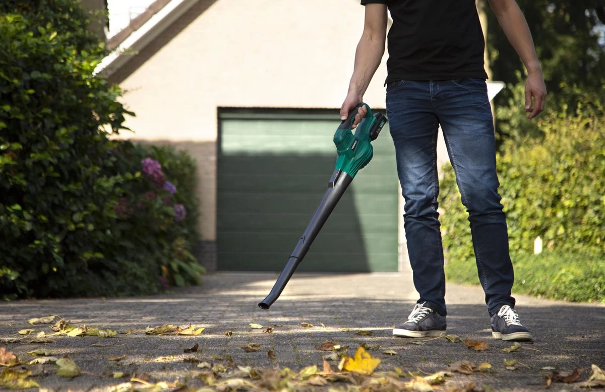 VONROC à Batterie VONROC - VPower 20V (sans Batterie Et Chargeur) - 2 Modes De Soufflage - Vitesse Max 190 Km / H 8 VONROC à Batterie VONROC - VPower 20V (sans Batterie Et Chargeur) - 2 Modes De Soufflage - Vitesse Max 190 Km / H – Image 6