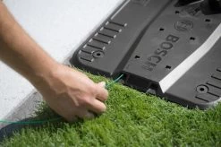 Robot Tondeuse Bosch Indego 350 Connect - 18 V - Largeur De Coupe 19 Cm - Utilisable Avec Une Application 29 Robot Tondeuse Bosch Indego 350 Connect - 18 V - Largeur De Coupe 19 Cm - Utilisable Avec Une Application -Outils de jardinage professionnels 1200x799 29