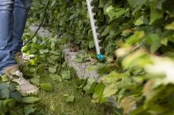 Taille-haie électrique GARDENA PowerCut 700/65 - 700 Watt - Longueur De La Lame 65 Cm 37 Taille-haie électrique GARDENA PowerCut 700/65 - 700 Watt - Longueur De La Lame 65 Cm -Outils de jardinage professionnels 1200x799 3