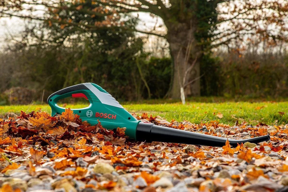 Souffleur à Feuilles Bosch ALB 18 LI - Avec Power For All Li-Ion 18V 2,5 Ah Batterie Et Chargeur Rapide 11 Souffleur à Feuilles Bosch ALB 18 LI - Avec Power For All Li-Ion 18V 2,5 Ah Batterie Et Chargeur Rapide – Image 9