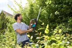 Taille-haie électrique GARDENA ComfortCut 550 50 - 550 Watt - Longueur De Lame 50cm -Outils de jardinage professionnels 1200x800 35