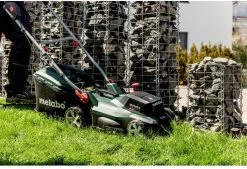 Metabo RM 36-18 LTX BL 36 Marcher Derrière Un Tracteur Tondeuse Batterie Noir -Outils de jardinage professionnels 1200x822 1