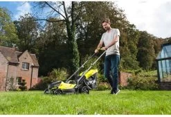 Ryobi RLM18C33B25 | Tondeuse à Gazon 18 V 33 Cm (1x 2,5 Ah) - 5133004323 -Outils de jardinage professionnels 1200x822 5