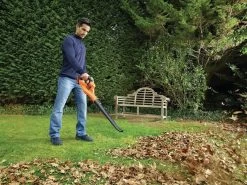 Black & Decker Souffleuse à Feuilles BLACK+DECKER GWC1820PC-QW - Faible Bruit - 18V - Vitesse De Soufflage 209 Km / H -Outils de jardinage professionnels 1200x900 41