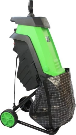 Broyeur De Jardin électrique Profeco 2000W - Broyeur Silencieux / Broyeur à Bois Diamètre 45 Mm - Avec Sac De Collecte De 50 Litres Et Poussoir Sécurisé 22 Broyeur De Jardin électrique Profeco 2000W - Broyeur Silencieux / Broyeur à Bois Diamètre 45 Mm - Avec Sac De Collecte De 50 Litres Et Poussoir Sécurisé -Outils de jardinage professionnels 681x1200