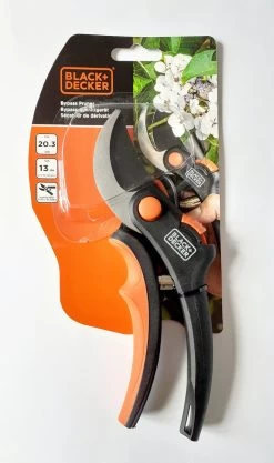 Black & Decker Sécateur Black+Decker - Bypass - Ciseaux à Fleurs - Lames En Acier Trempé - Zwart/ Oranje - Epaisseur De Branche Diamètre De Coupe Max Ø 13 Mm -Outils de jardinage professionnels 711x1200