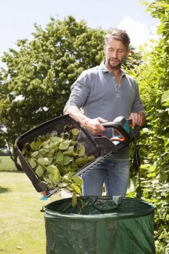 Sac De Collecte GARDENA Cut & Collect - Convient Aux Taille-haies ComfortCut Et PowerCut -Outils de jardinage professionnels 799x1200 2