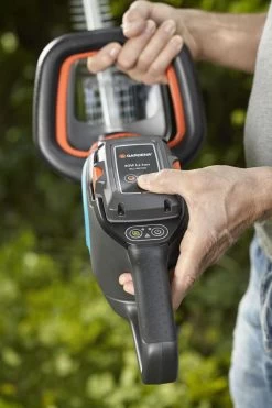 Taille-haie Sans Fil PowerCut Li-40/60 GARDENA - Avec Batterie 40V - Longueur De La Lame 60cm -Outils de jardinage professionnels 799x1200 9